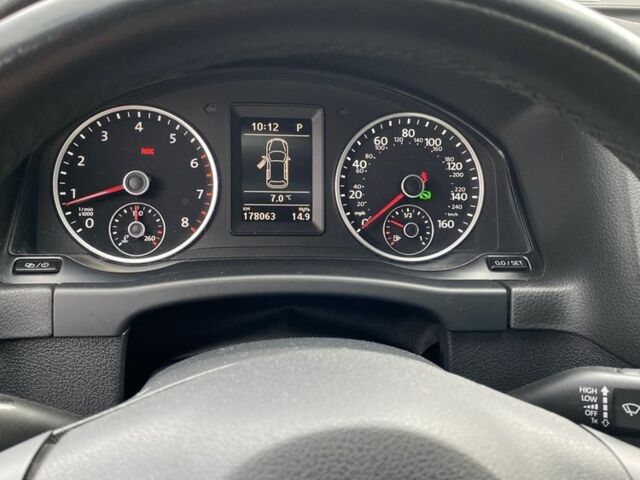 Черный Фольксваген Тигуан, объемом двигателя 2 л и пробегом 178 тыс. км за 12500 $, фото 11 на Automoto.ua