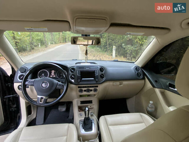 Черный Фольксваген Тигуан, объемом двигателя 1.98 л и пробегом 99 тыс. км за 16000 $, фото 6 на Automoto.ua