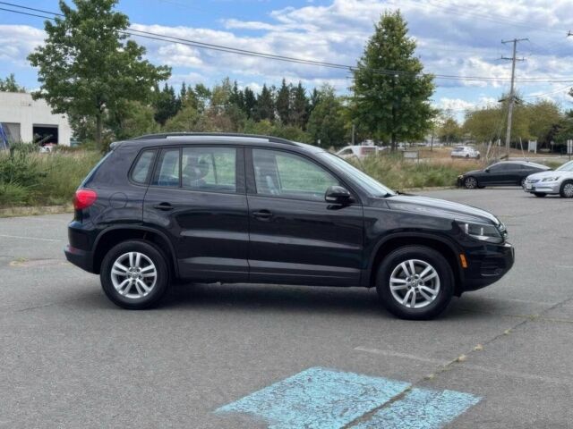 Черный Фольксваген Тигуан, объемом двигателя 2 л и пробегом 78 тыс. км за 3400 $, фото 7 на Automoto.ua