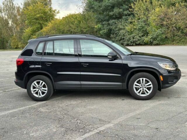 Черный Фольксваген Тигуан, объемом двигателя 0 л и пробегом 173 тыс. км за 12900 $, фото 1 на Automoto.ua