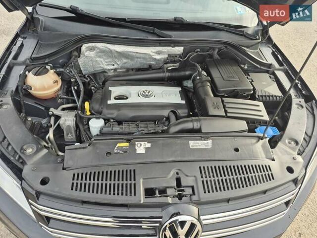 Чорний Фольксваген Тігуан, об'ємом двигуна 2 л та пробігом 135 тис. км за 13850 $, фото 13 на Automoto.ua