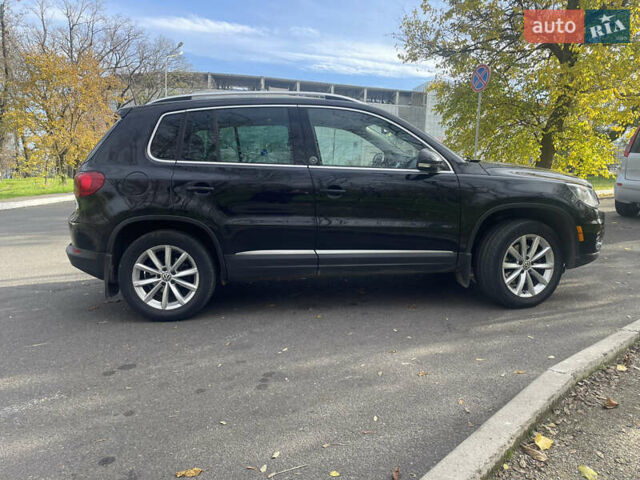 Чорний Фольксваген Тігуан, об'ємом двигуна 2 л та пробігом 180 тис. км за 14700 $, фото 14 на Automoto.ua