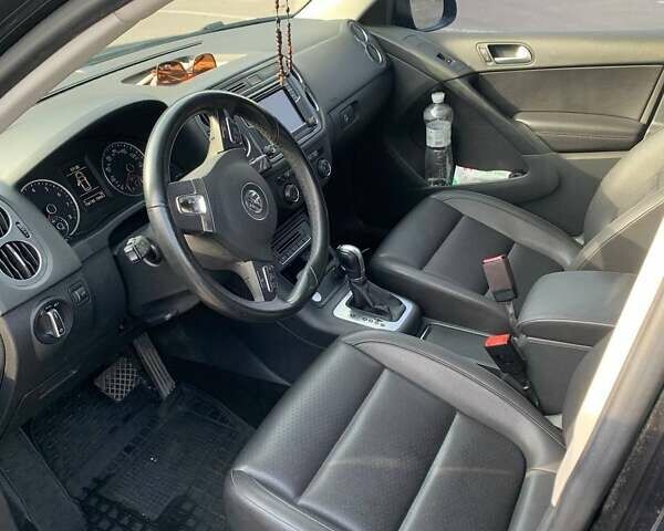 Черный Фольксваген Тигуан, объемом двигателя 1.98 л и пробегом 156 тыс. км за 16300 $, фото 7 на Automoto.ua