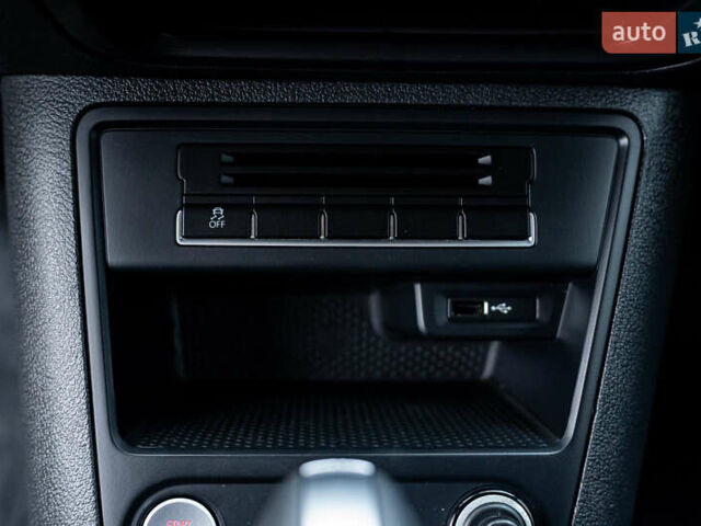 Черный Фольксваген Тигуан, объемом двигателя 1.98 л и пробегом 119 тыс. км за 14550 $, фото 26 на Automoto.ua