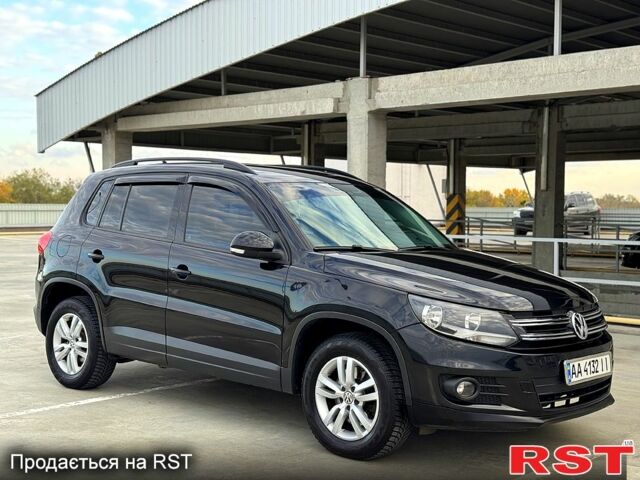 Чорний Фольксваген Тігуан, об'ємом двигуна 2 л та пробігом 184 тис. км за 12450 $, фото 7 на Automoto.ua