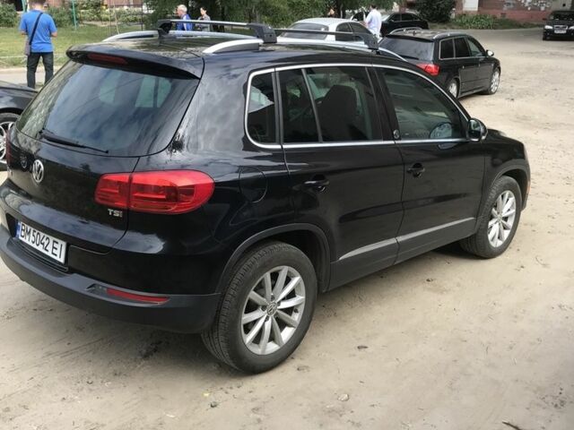 Черный Фольксваген Тигуан, объемом двигателя 2 л и пробегом 131 тыс. км за 14000 $, фото 3 на Automoto.ua