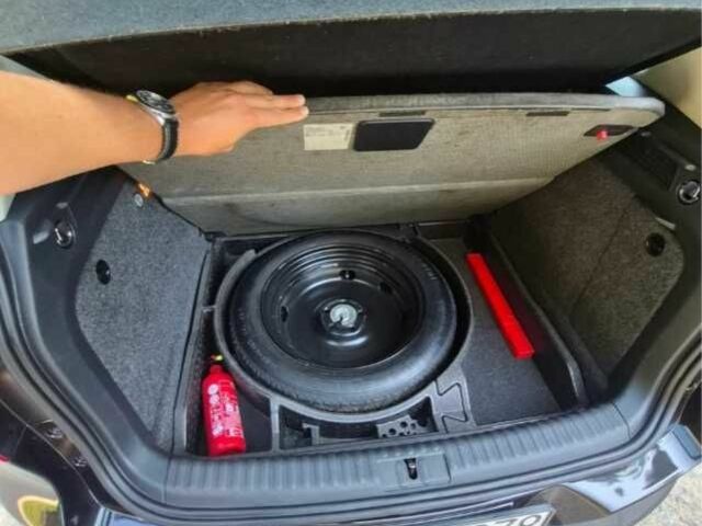 Черный Фольксваген Тигуан, объемом двигателя 2 л и пробегом 156 тыс. км за 8200 $, фото 7 на Automoto.ua