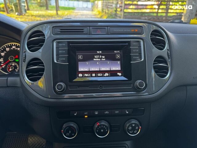 Черный Фольксваген Тигуан, объемом двигателя 2 л и пробегом 260 тыс. км за 12990 $, фото 17 на Automoto.ua