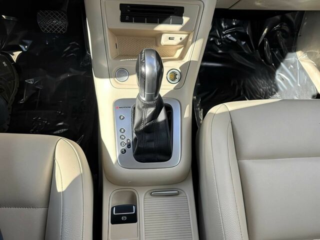 Чорний Фольксваген Тігуан, об'ємом двигуна 2 л та пробігом 80 тис. км за 5800 $, фото 12 на Automoto.ua