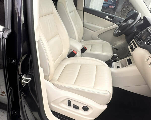 Черный Фольксваген Тигуан, объемом двигателя 1.98 л и пробегом 146 тыс. км за 14900 $, фото 27 на Automoto.ua