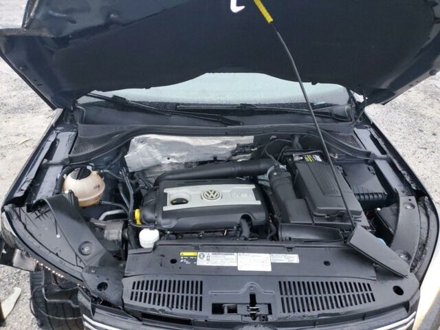 Черный Фольксваген Тигуан, объемом двигателя 2 л и пробегом 125 тыс. км за 8900 $, фото 11 на Automoto.ua