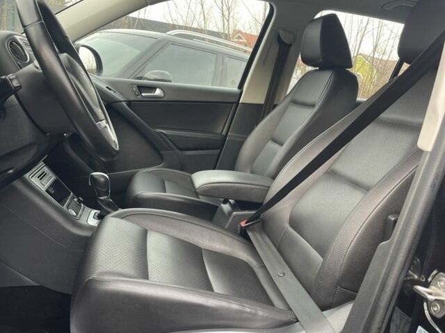 Черный Фольксваген Тигуан, объемом двигателя 2 л и пробегом 148 тыс. км за 14300 $, фото 5 на Automoto.ua