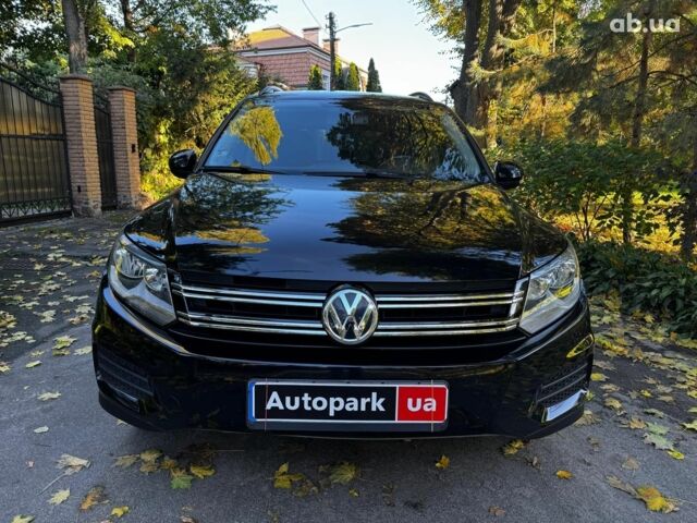 Черный Фольксваген Тигуан, объемом двигателя 2 л и пробегом 260 тыс. км за 12990 $, фото 1 на Automoto.ua