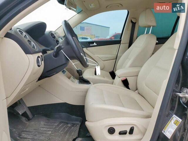 Черный Фольксваген Тигуан, объемом двигателя 1.98 л и пробегом 126 тыс. км за 1900 $, фото 6 на Automoto.ua