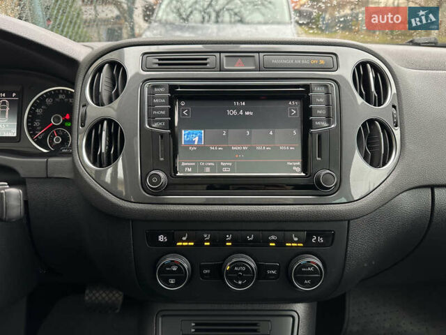 Чорний Фольксваген Тігуан, об'ємом двигуна 1.98 л та пробігом 160 тис. км за 13950 $, фото 90 на Automoto.ua