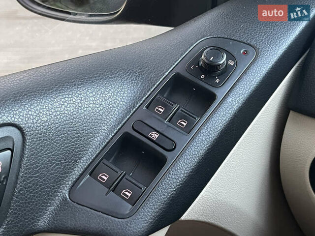 Черный Фольксваген Тигуан, объемом двигателя 1.98 л и пробегом 120 тыс. км за 12999 $, фото 16 на Automoto.ua