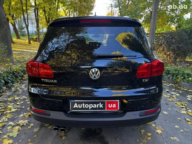 Черный Фольксваген Тигуан, объемом двигателя 2 л и пробегом 260 тыс. км за 12990 $, фото 6 на Automoto.ua