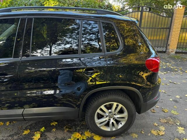 Черный Фольксваген Тигуан, объемом двигателя 2 л и пробегом 260 тыс. км за 12990 $, фото 9 на Automoto.ua