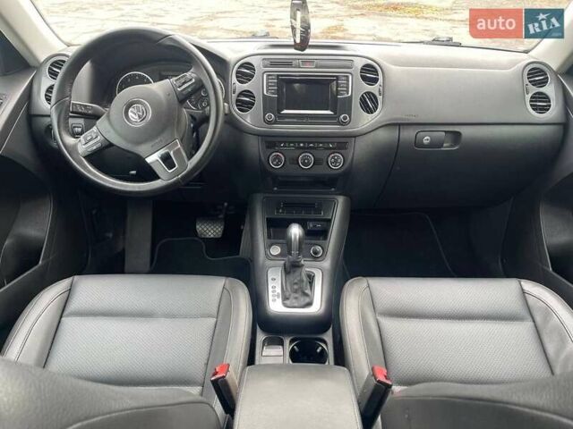 Черный Фольксваген Тигуан, объемом двигателя 1.98 л и пробегом 195 тыс. км за 12250 $, фото 20 на Automoto.ua