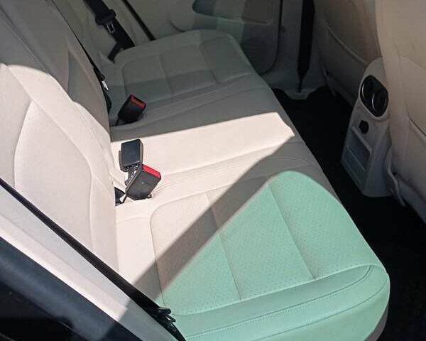 Черный Фольксваген Тигуан, объемом двигателя 1.98 л и пробегом 156 тыс. км за 16000 $, фото 7 на Automoto.ua