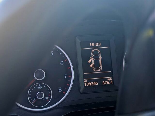 Чорний Фольксваген Тігуан, об'ємом двигуна 2 л та пробігом 139 тис. км за 13200 $, фото 8 на Automoto.ua