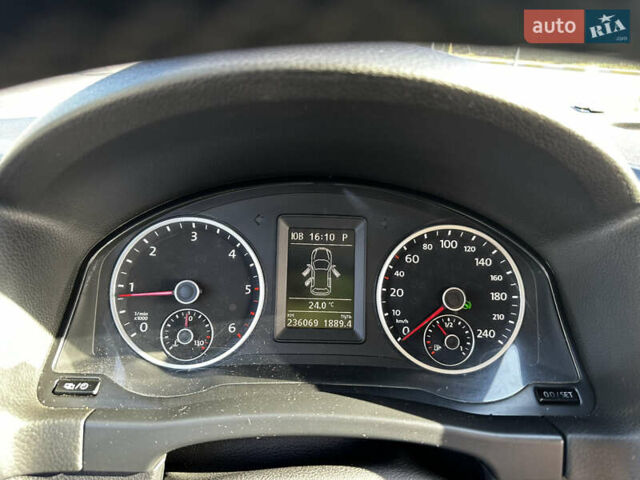 Черный Фольксваген Тигуан, объемом двигателя 1.97 л и пробегом 236 тыс. км за 15250 $, фото 14 на Automoto.ua