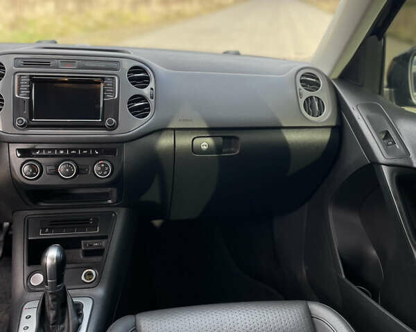 Черный Фольксваген Тигуан, объемом двигателя 1.98 л и пробегом 221 тыс. км за 11990 $, фото 13 на Automoto.ua