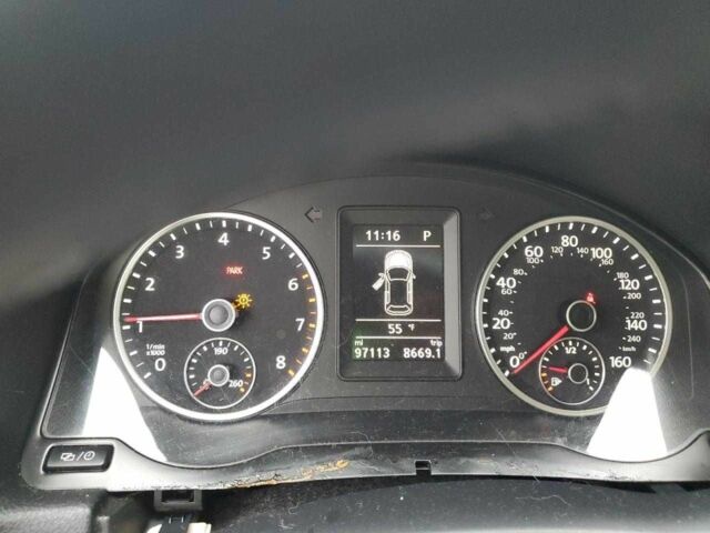 Черный Фольксваген Тигуан, объемом двигателя 2 л и пробегом 97 тыс. км за 2300 $, фото 8 на Automoto.ua