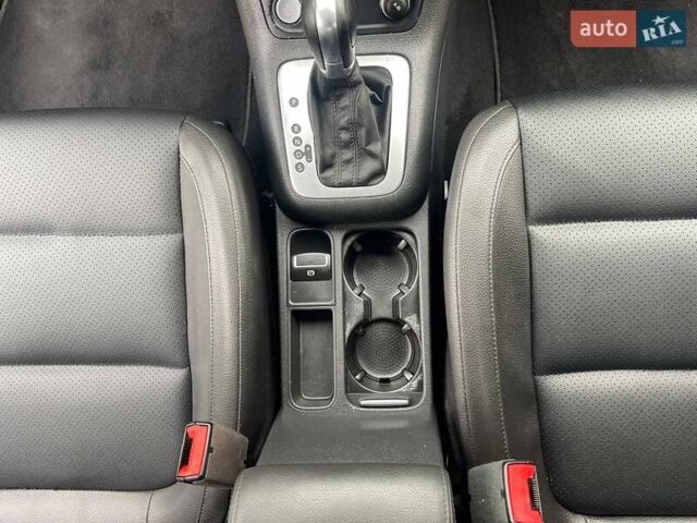 Черный Фольксваген Тигуан, объемом двигателя 1.98 л и пробегом 195 тыс. км за 12250 $, фото 24 на Automoto.ua