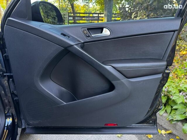 Черный Фольксваген Тигуан, объемом двигателя 2 л и пробегом 260 тыс. км за 12990 $, фото 33 на Automoto.ua