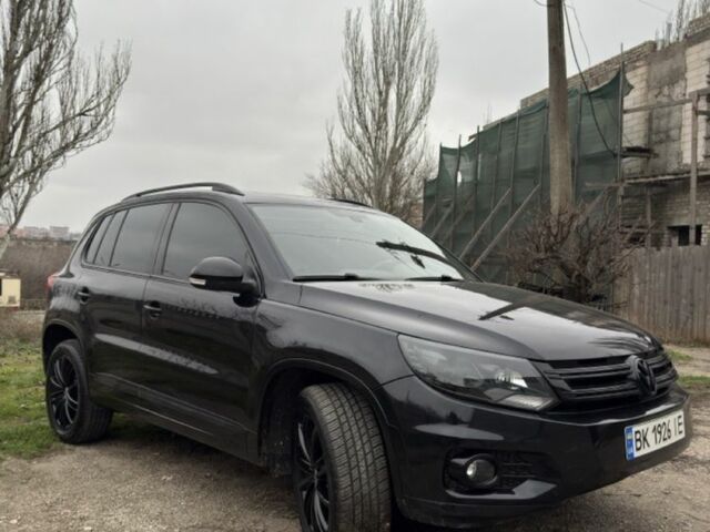 Черный Фольксваген Тигуан, объемом двигателя 2 л и пробегом 148 тыс. км за 13500 $, фото 7 на Automoto.ua