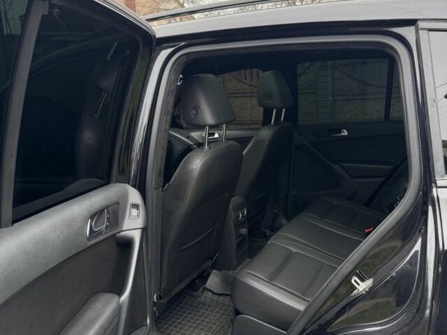 Черный Фольксваген Тигуан, объемом двигателя 2 л и пробегом 148 тыс. км за 13500 $, фото 11 на Automoto.ua