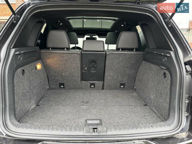 Черный Фольксваген Тигуан, объемом двигателя 2 л и пробегом 148 тыс. км за 13500 $, фото 12 на Automoto.ua