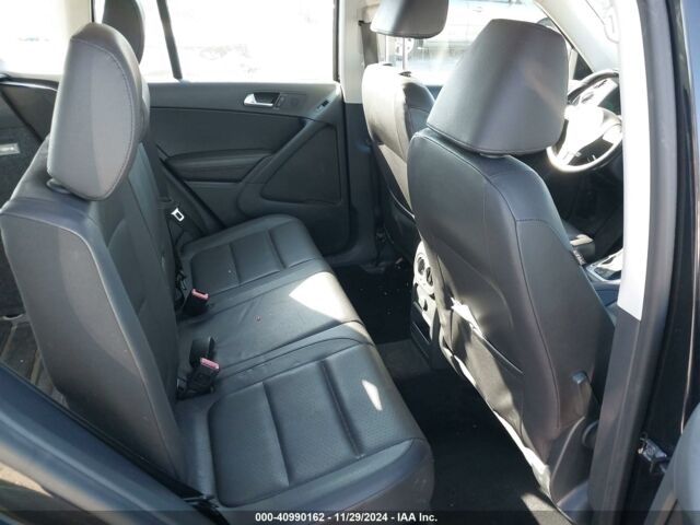 Черный Фольксваген Тигуан, объемом двигателя 2 л и пробегом 166 тыс. км за 9300 $, фото 11 на Automoto.ua