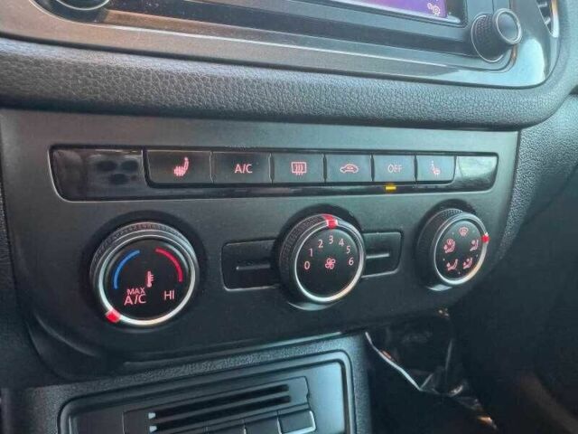 Черный Фольксваген Тигуан, объемом двигателя 2 л и пробегом 112 тыс. км за 7800 $, фото 13 на Automoto.ua