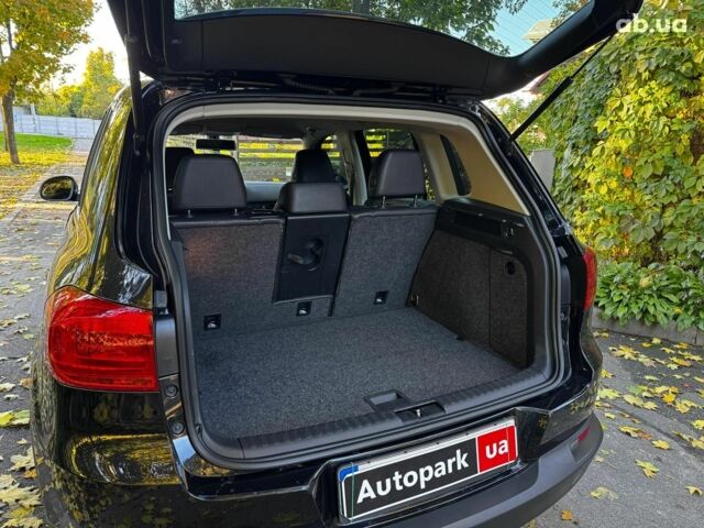 Черный Фольксваген Тигуан, объемом двигателя 2 л и пробегом 260 тыс. км за 12990 $, фото 30 на Automoto.ua