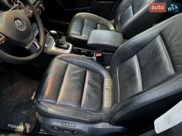 Черный Фольксваген Тигуан, объемом двигателя 1.98 л и пробегом 155 тыс. км за 14999 $, фото 16 на Automoto.ua