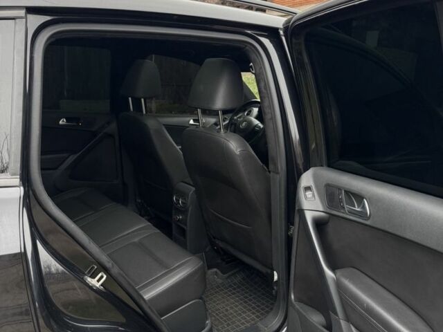 Черный Фольксваген Тигуан, объемом двигателя 2 л и пробегом 148 тыс. км за 13500 $, фото 10 на Automoto.ua