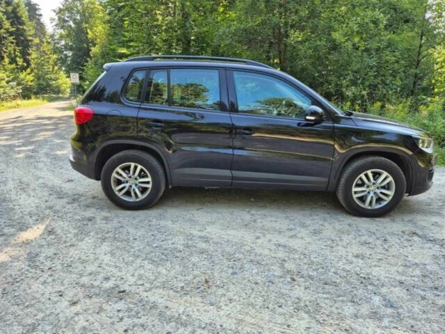 Черный Фольксваген Тигуан, объемом двигателя 2 л и пробегом 156 тыс. км за 8200 $, фото 6 на Automoto.ua