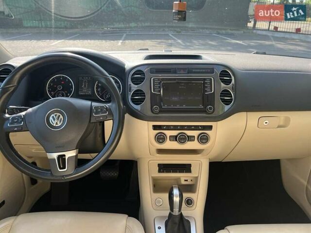 Черный Фольксваген Тигуан, объемом двигателя 1.98 л и пробегом 140 тыс. км за 15500 $, фото 6 на Automoto.ua
