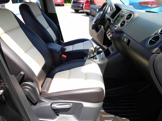 Черный Фольксваген Тигуан, объемом двигателя 2 л и пробегом 77 тыс. км за 5600 $, фото 7 на Automoto.ua