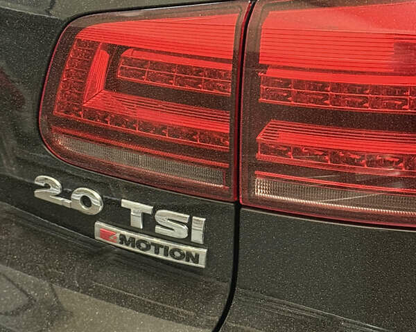 Чорний Фольксваген Тігуан, об'ємом двигуна 1.98 л та пробігом 56 тис. км за 17000 $, фото 6 на Automoto.ua