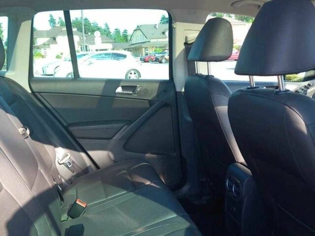 Черный Фольксваген Тигуан, объемом двигателя 2 л и пробегом 70 тыс. км за 9000 $, фото 11 на Automoto.ua