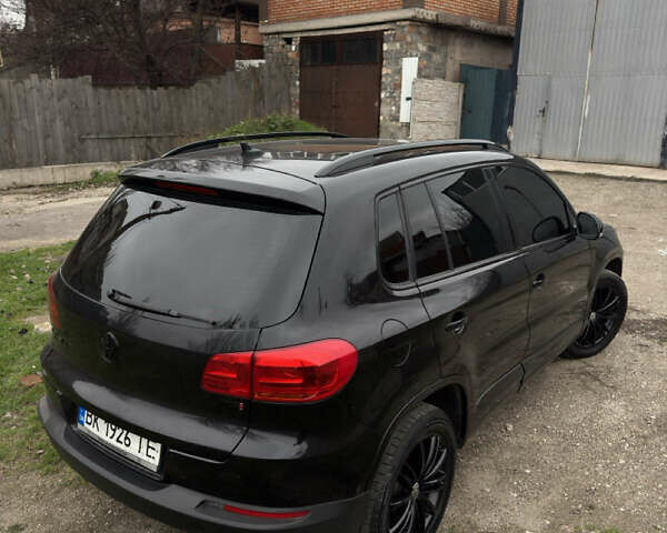 Черный Фольксваген Тигуан, объемом двигателя 2 л и пробегом 148 тыс. км за 13500 $, фото 4 на Automoto.ua