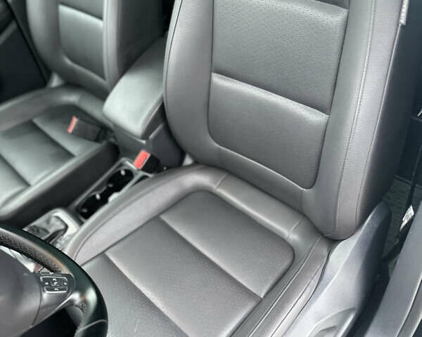 Черный Фольксваген Тигуан, объемом двигателя 1.98 л и пробегом 164 тыс. км за 12999 $, фото 12 на Automoto.ua