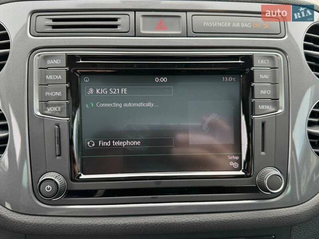 Черный Фольксваген Тигуан, объемом двигателя 1.98 л и пробегом 157 тыс. км за 13599 $, фото 76 на Automoto.ua