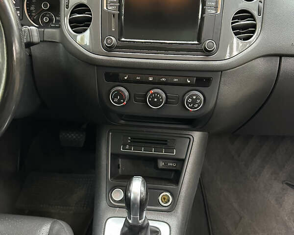 Черный Фольксваген Тигуан, объемом двигателя 1.98 л и пробегом 163 тыс. км за 14550 $, фото 31 на Automoto.ua