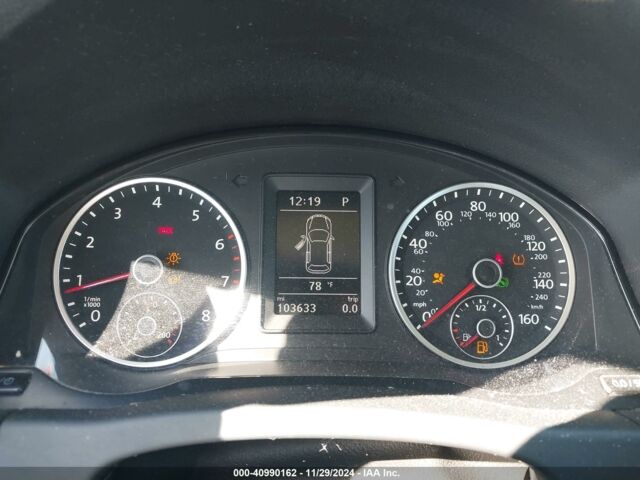 Черный Фольксваген Тигуан, объемом двигателя 2 л и пробегом 166 тыс. км за 9300 $, фото 9 на Automoto.ua