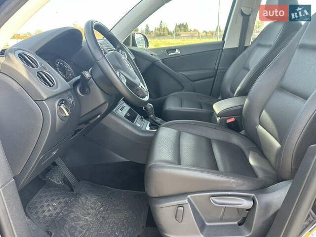 Чорний Фольксваген Тігуан, об'ємом двигуна 2 л та пробігом 117 тис. км за 13850 $, фото 18 на Automoto.ua