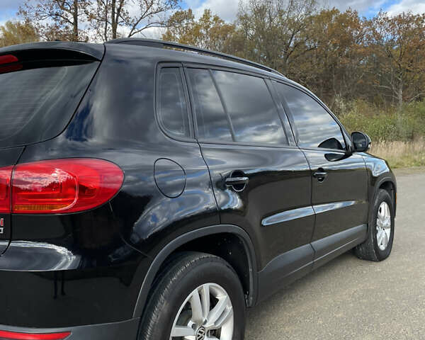 Черный Фольксваген Тигуан, объемом двигателя 1.98 л и пробегом 221 тыс. км за 11990 $, фото 10 на Automoto.ua